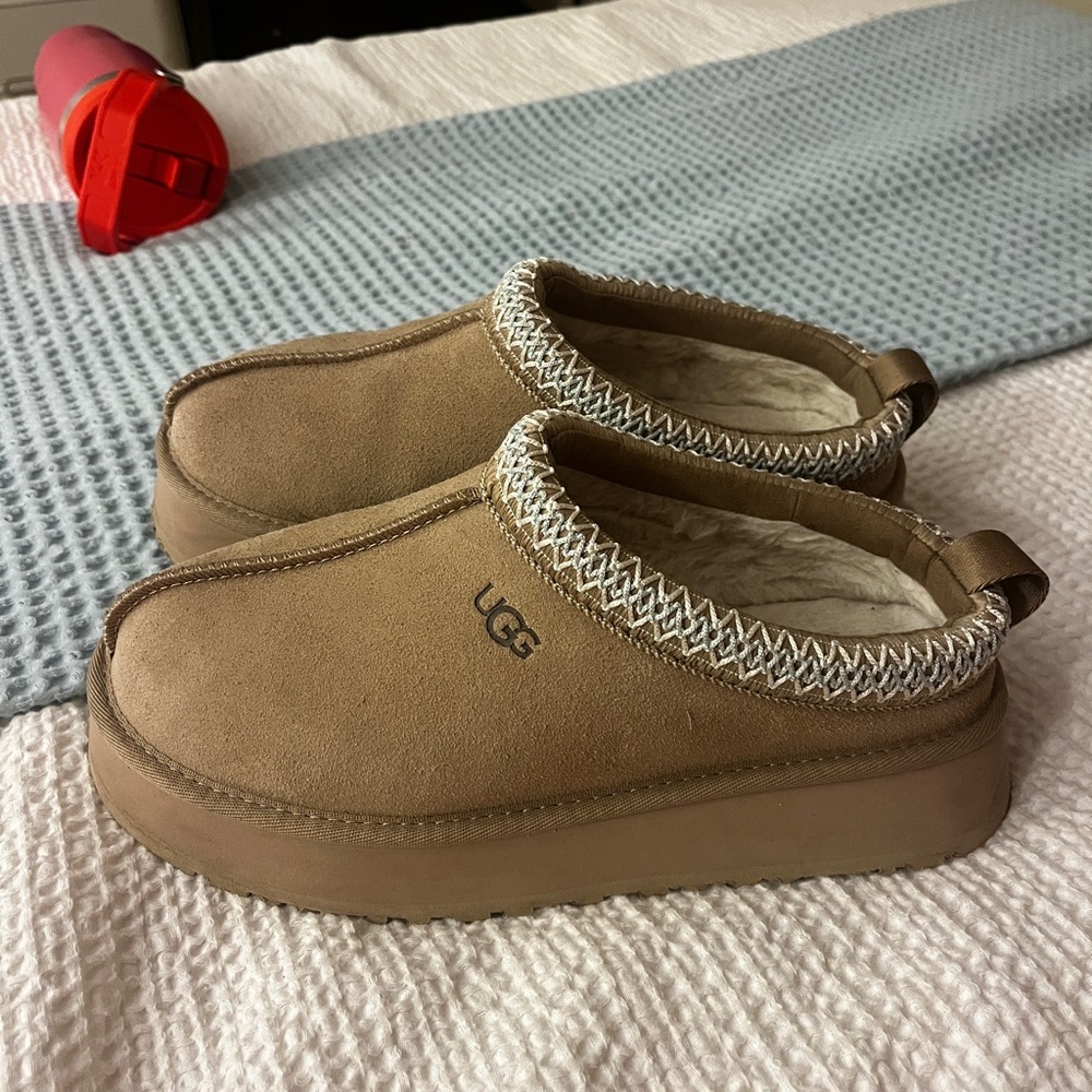 UGG Tazz Slipper